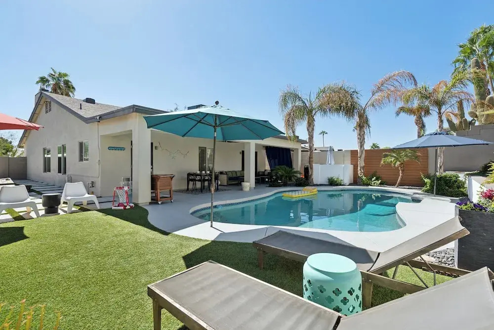 La Privada Stay-heated Pool-in North Scottsdale