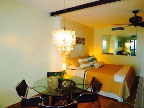 Luxury Beachfront Duplex Villa on Sapphire Beach I
