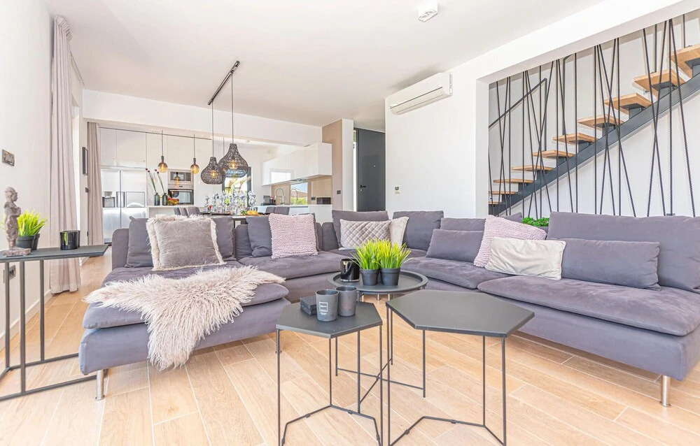 Pet Friendly Home In Tribunj