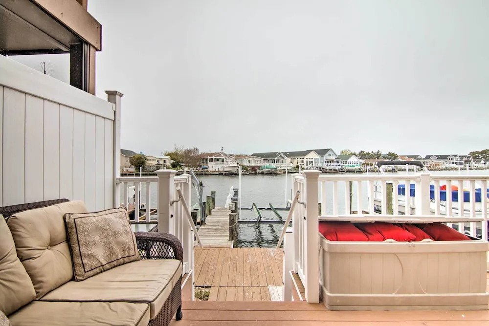 Walk to Maryland Beach: Canal-Front Escape w/ Dock