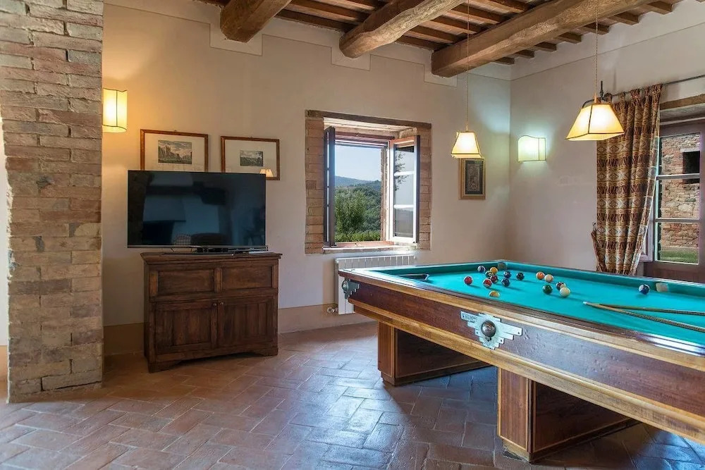 Villa Caporlese Large Private Pool WiFi