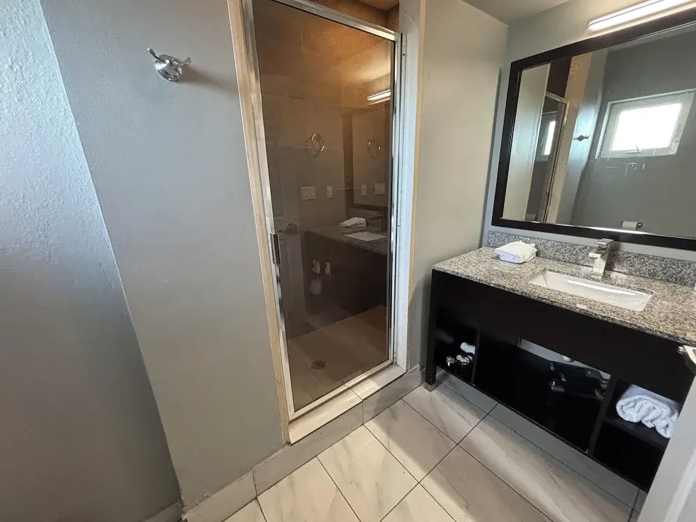 Grace Bay Suites
