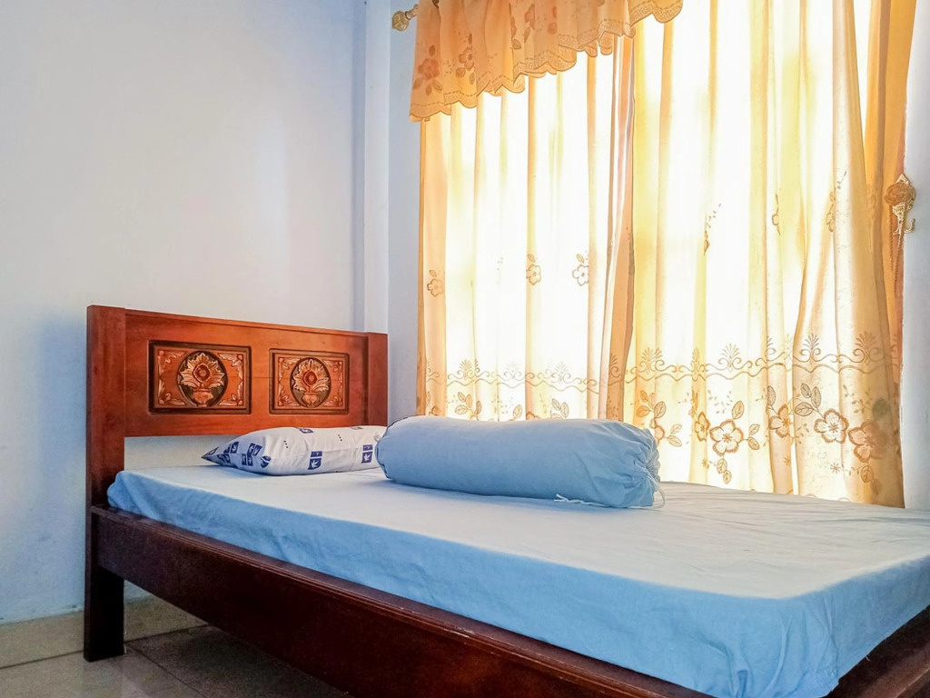 Hotel O Wisma Awal Fajar Syariah Near Mars Gym Bulukumba