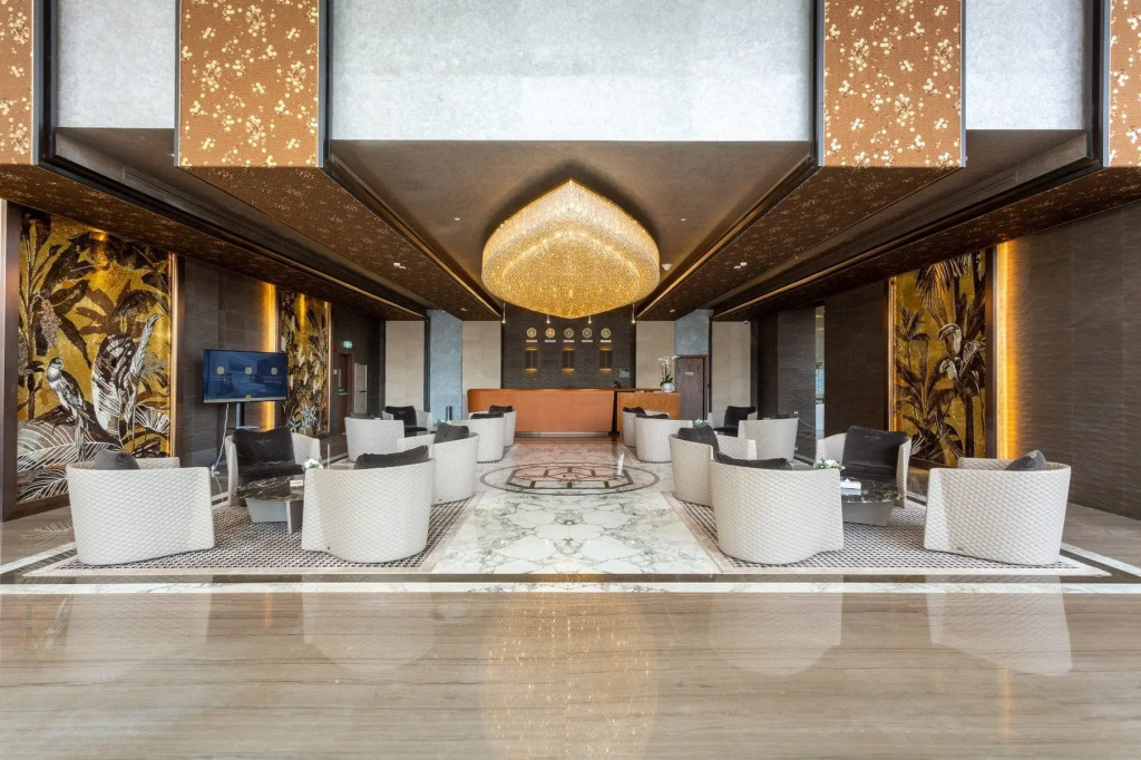 The Bentley Luxury Hotel & Suites