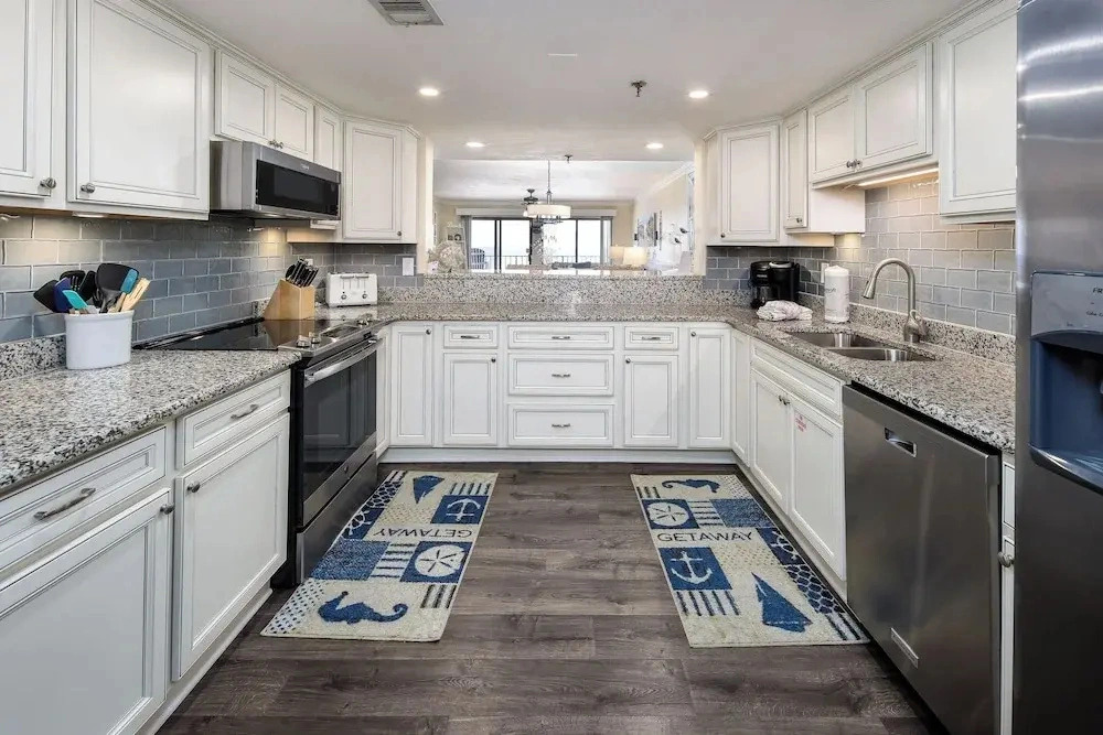 Surf Dweller 508 - Beachfront Boho