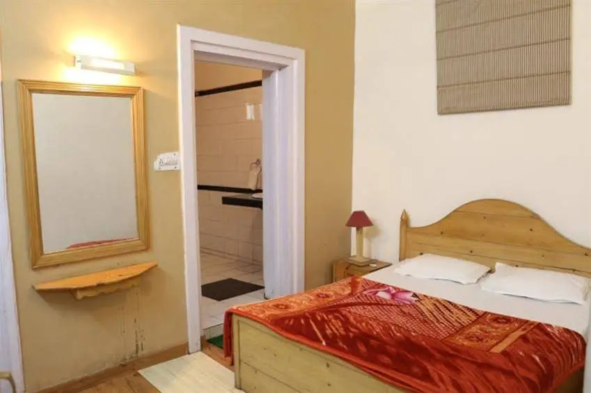 The Royale Oaks A HeritageHotel