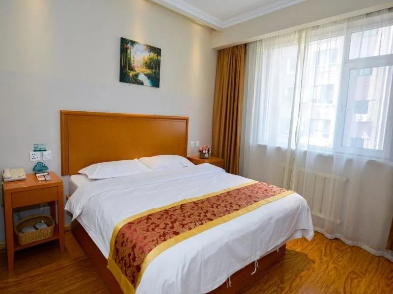 GreenTree Inn Liaoning Dalian Wuyi Square Express Hotel