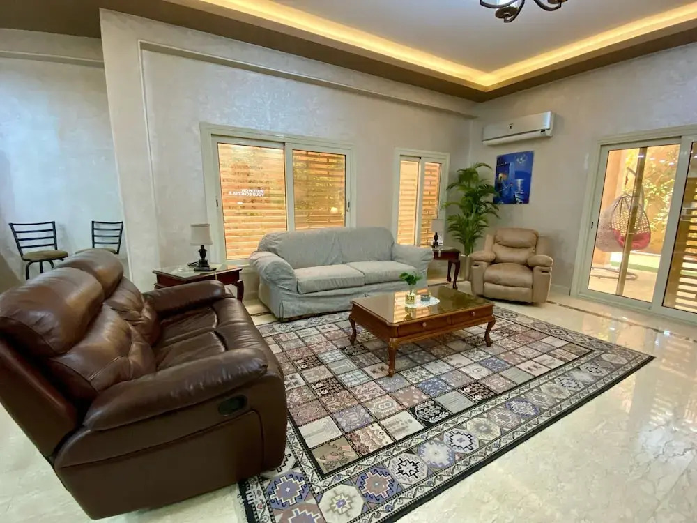 Luxurious Villa Serene Garden New Cairo