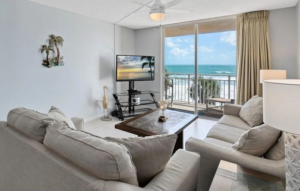 Indian Harbour Beach Club by Happy Palm Stays