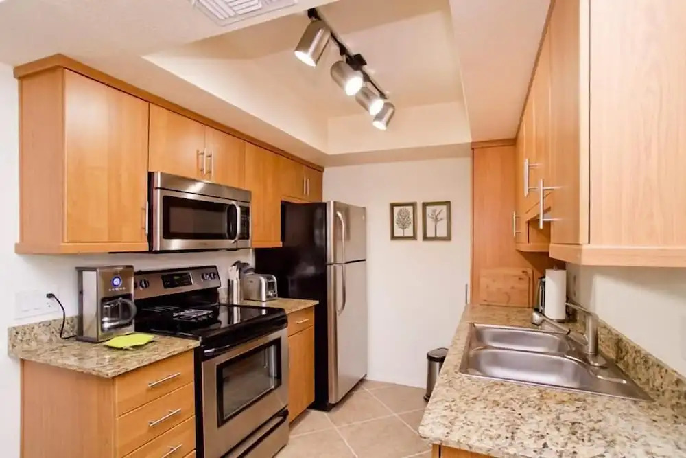 Ultra Chic and Modern By Signature Vacation Rentals