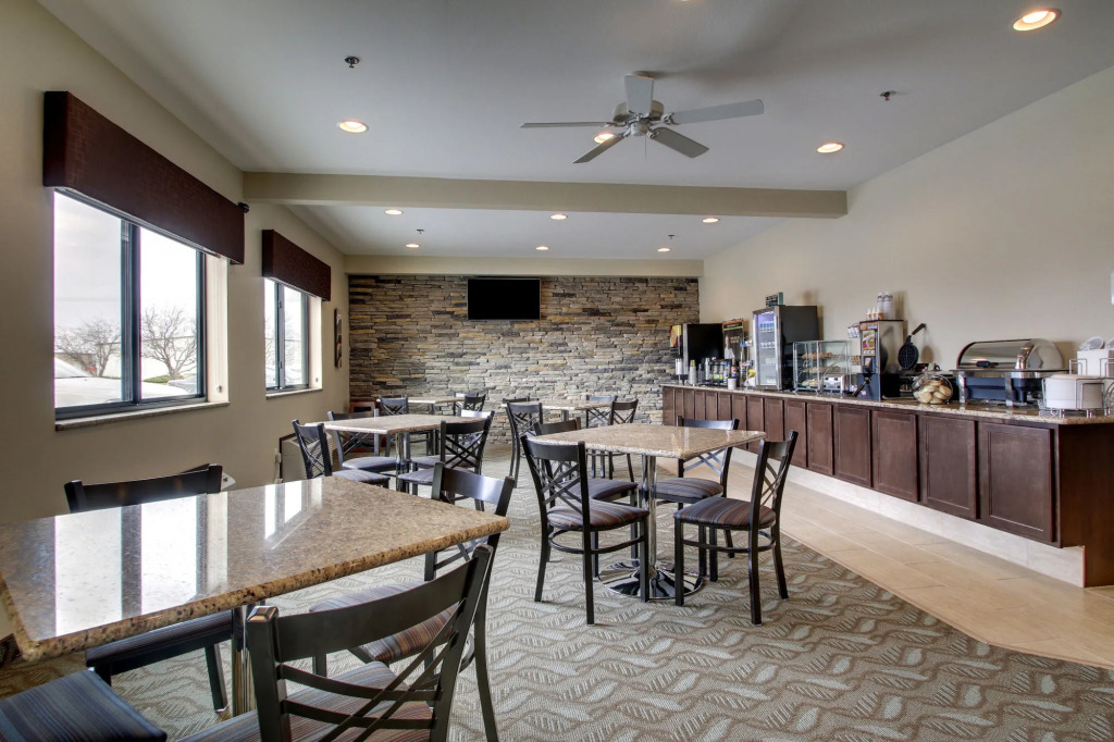 Cobblestone Inn & Suites - Fort Dodge