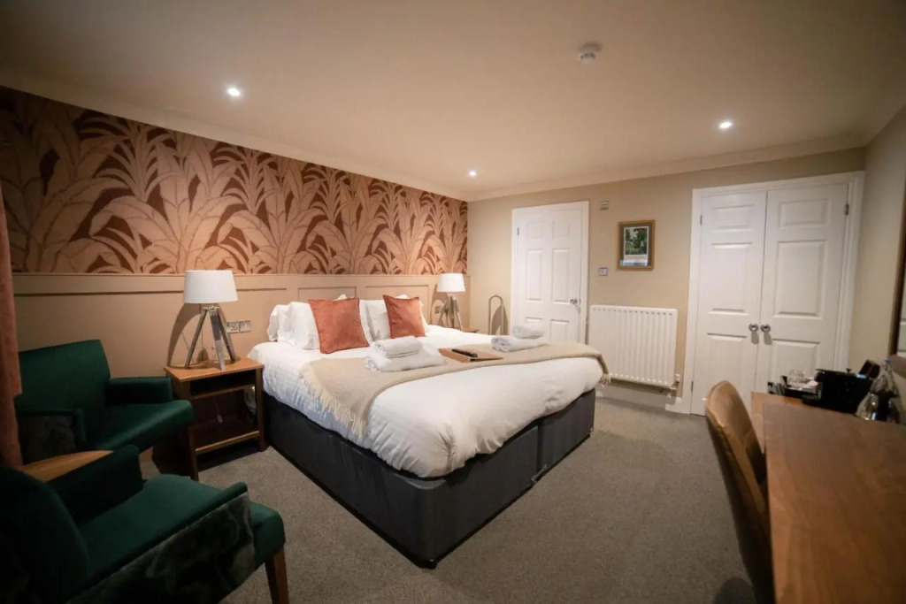 Harpers Steakhouse with Rooms, Southampton Swanwick Marina