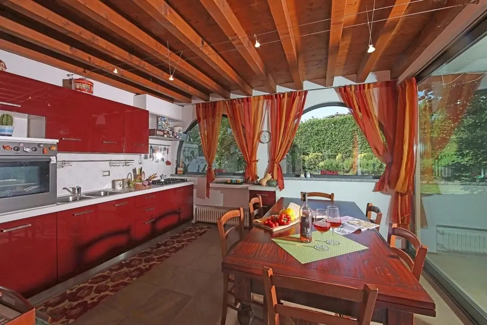 Villa Girasole in Polpenazze del Garda