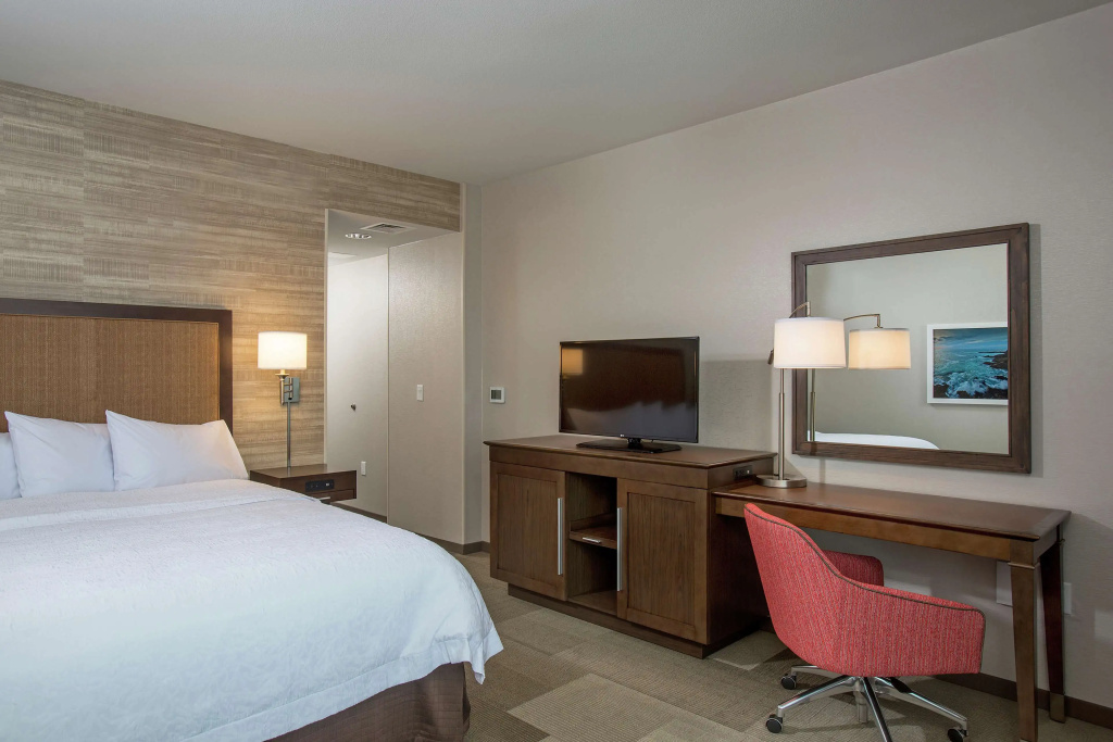 Hampton Inn & Suites Oahu Kapolei