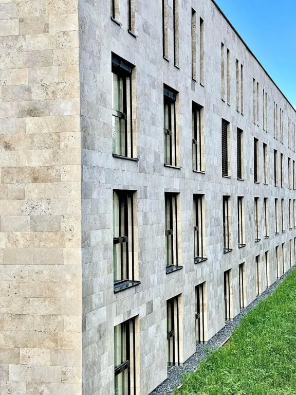 LMS - La Maison Suisse