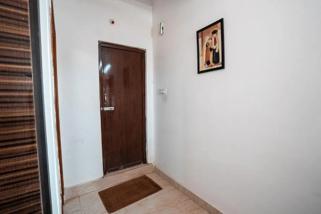 Mahasri Homestays Fully Furnished 2BHK & 1BHK Apartments