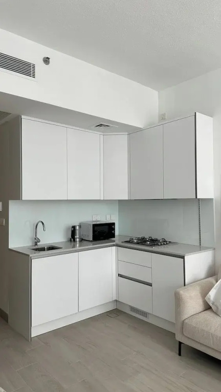 Cozy studio apartment in JVC