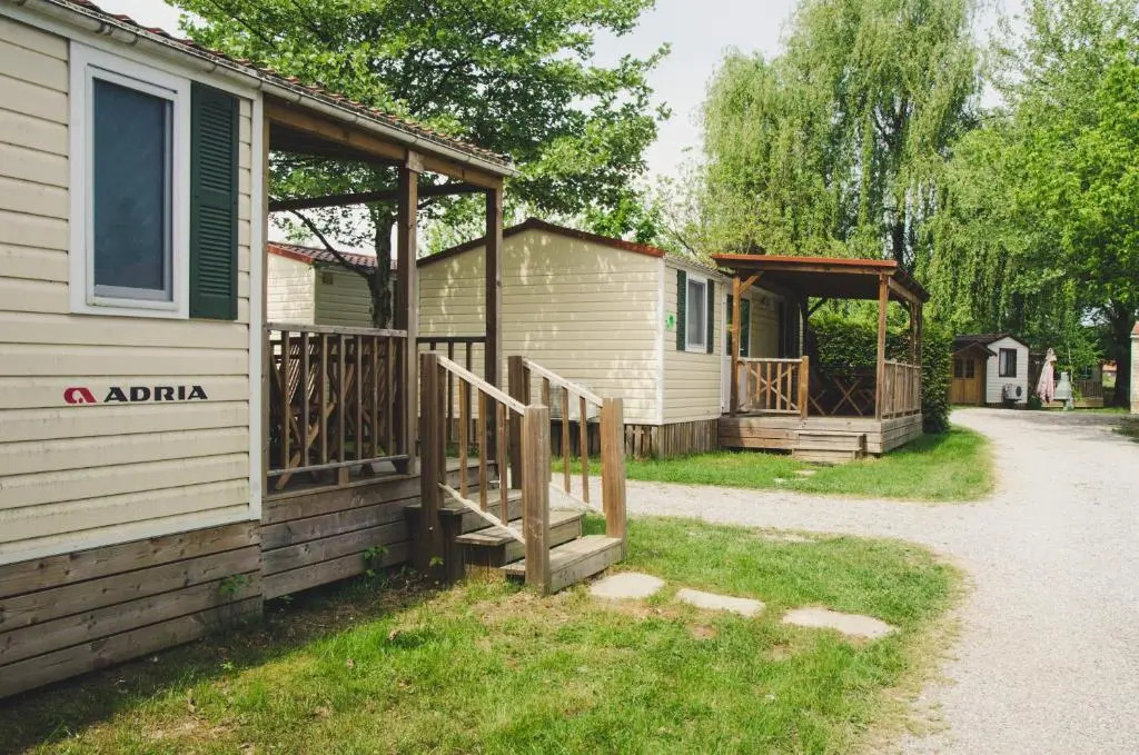 Holiday resort Bela krajina - Glamping and Mobile Homes