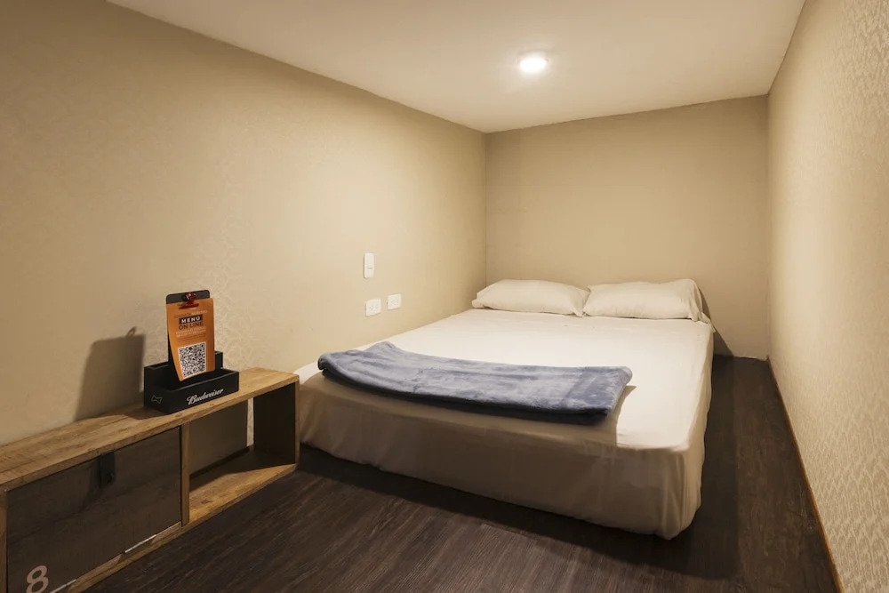 The Clock Hostel & Suites