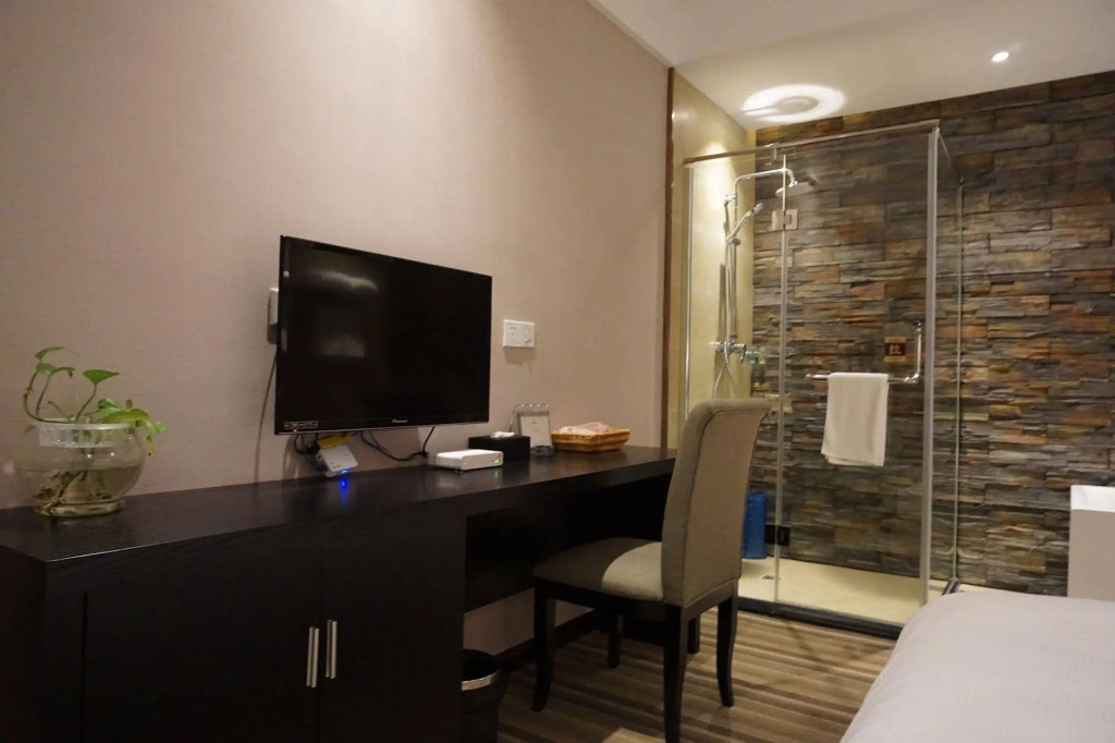 Nanjing Zhiminzhuang Theme Hotel