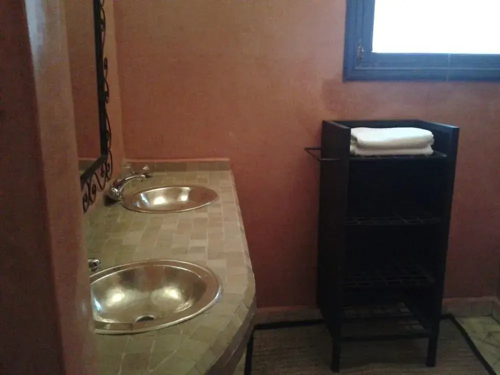Riad Si Amarra