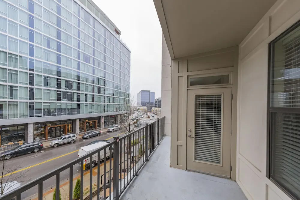 SoBe Nashville Apartments in the Gulch