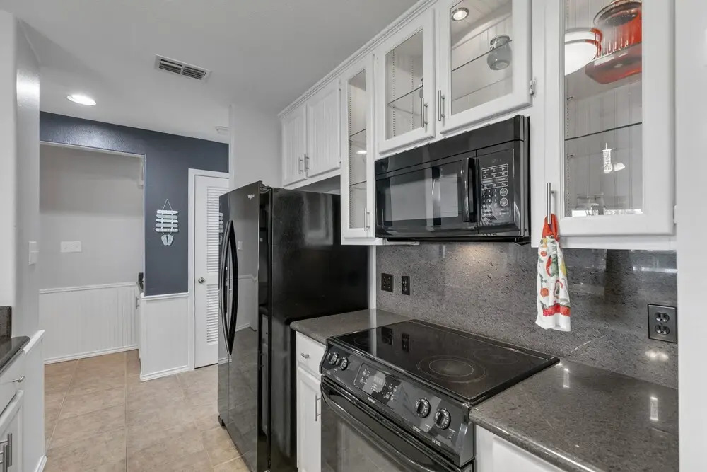 New! Stunning House w/ Pool & 1 Block From Beach!