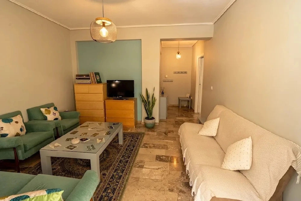 Cozy Apartment in Faliro