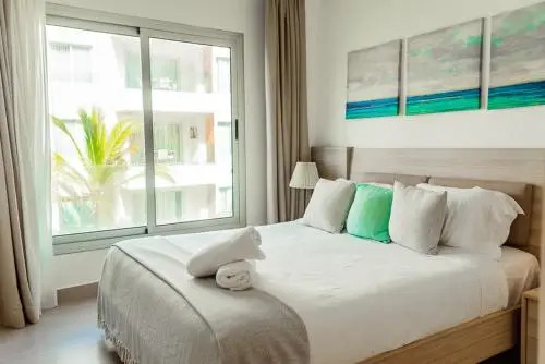 Beach Garden D4 Luxury Condo
