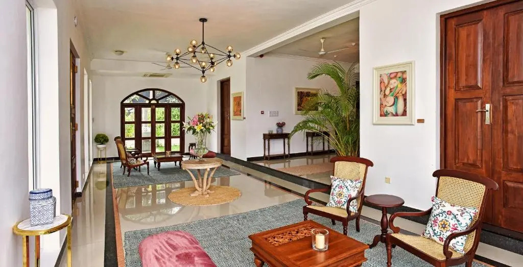 Fox Kandy by Fox Resorts - Luxury in the Mist
