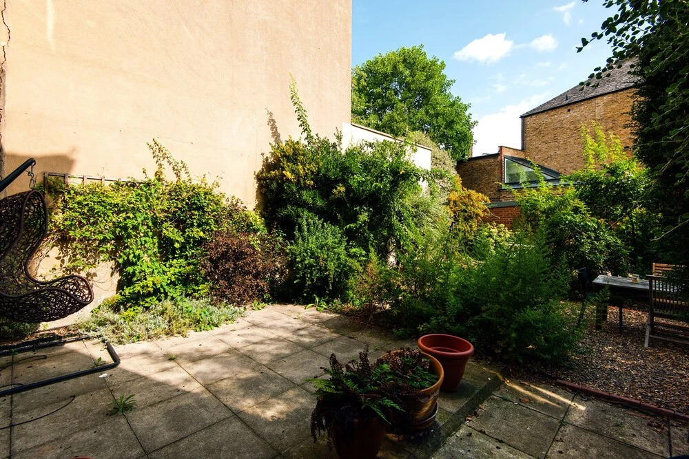 Bright and Breezy home by Clapham Common