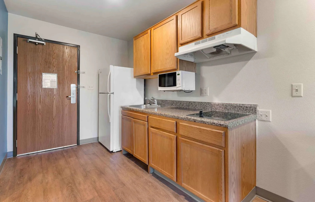 Extended Stay America Select Suites - Orlando - South