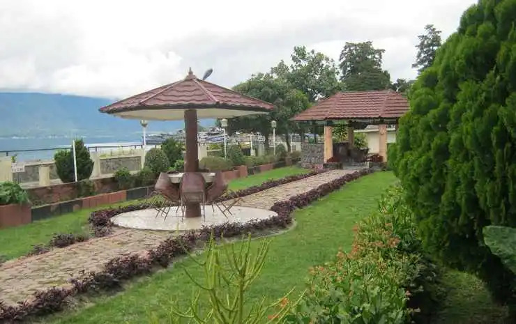 Darma Agung Beach Parapat