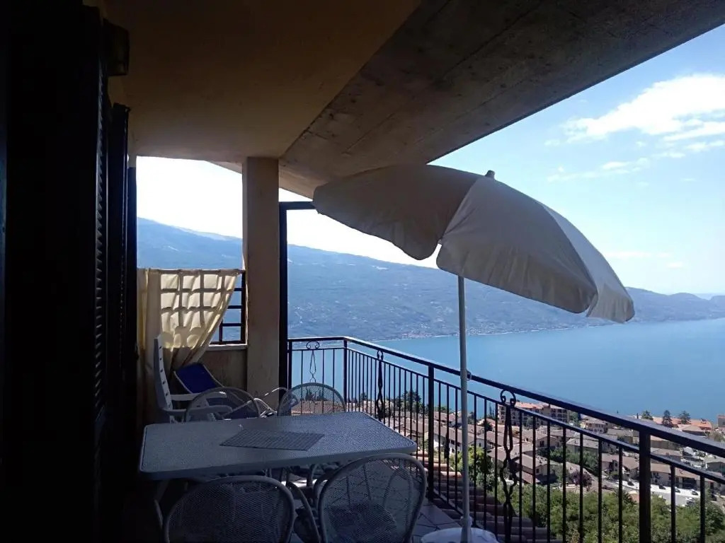 Ferienwohnung für 2 Personen 2 Kinder ca 50 m in Tignale, Gardasee Westufer Gardasee