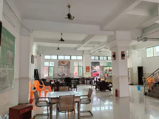 longzhou hostel