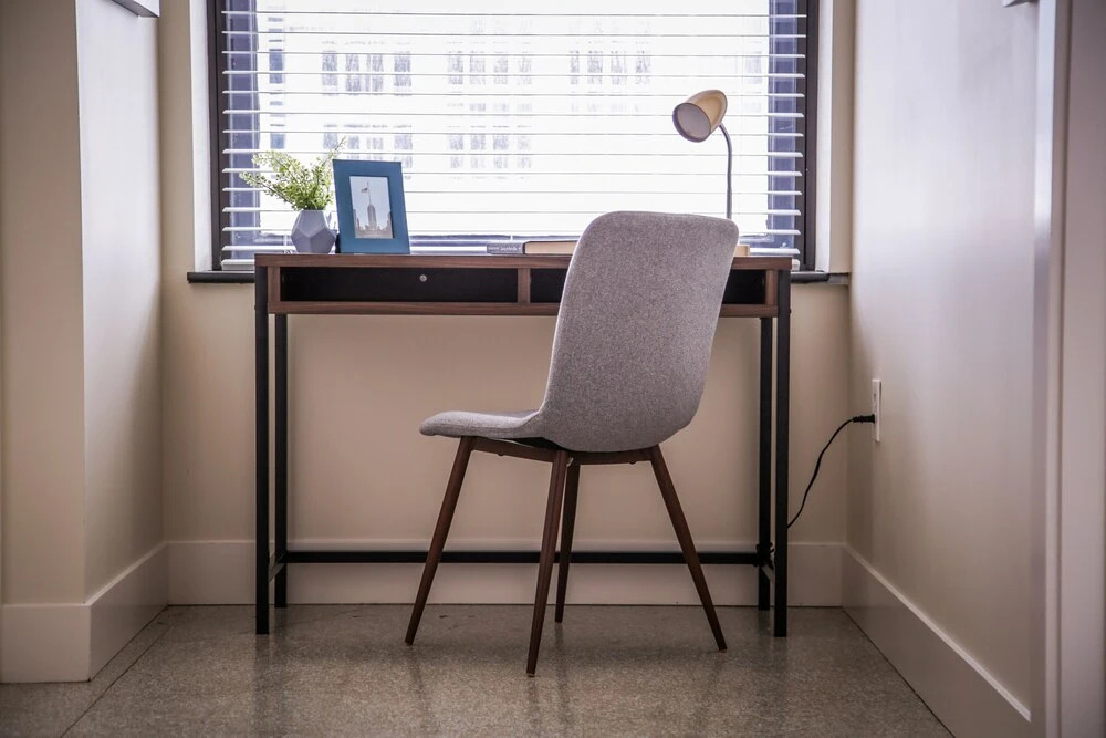 Bold Downtown 1BR Near Memorial Park