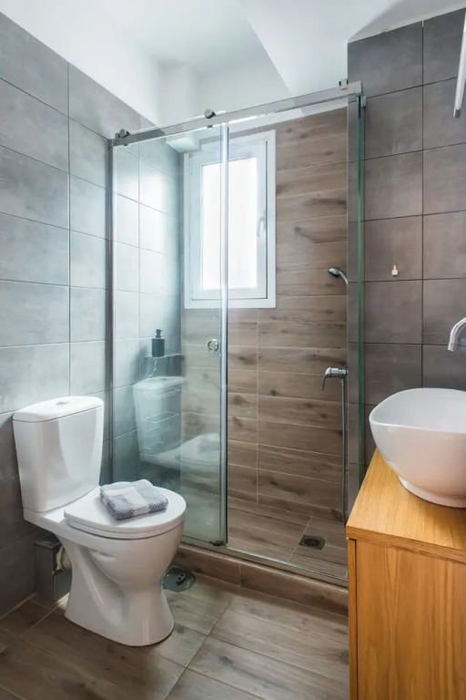 Mystique 2 BD Aparment by BluPine