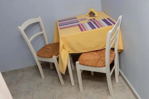 Ta Spitakia Tsarbopoulos