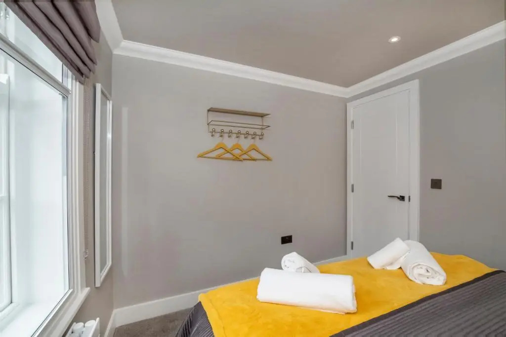 Bootham House Luxury apartment 7