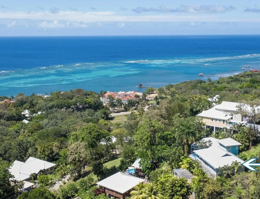 Top Ridge Views 2 Bedroom Home