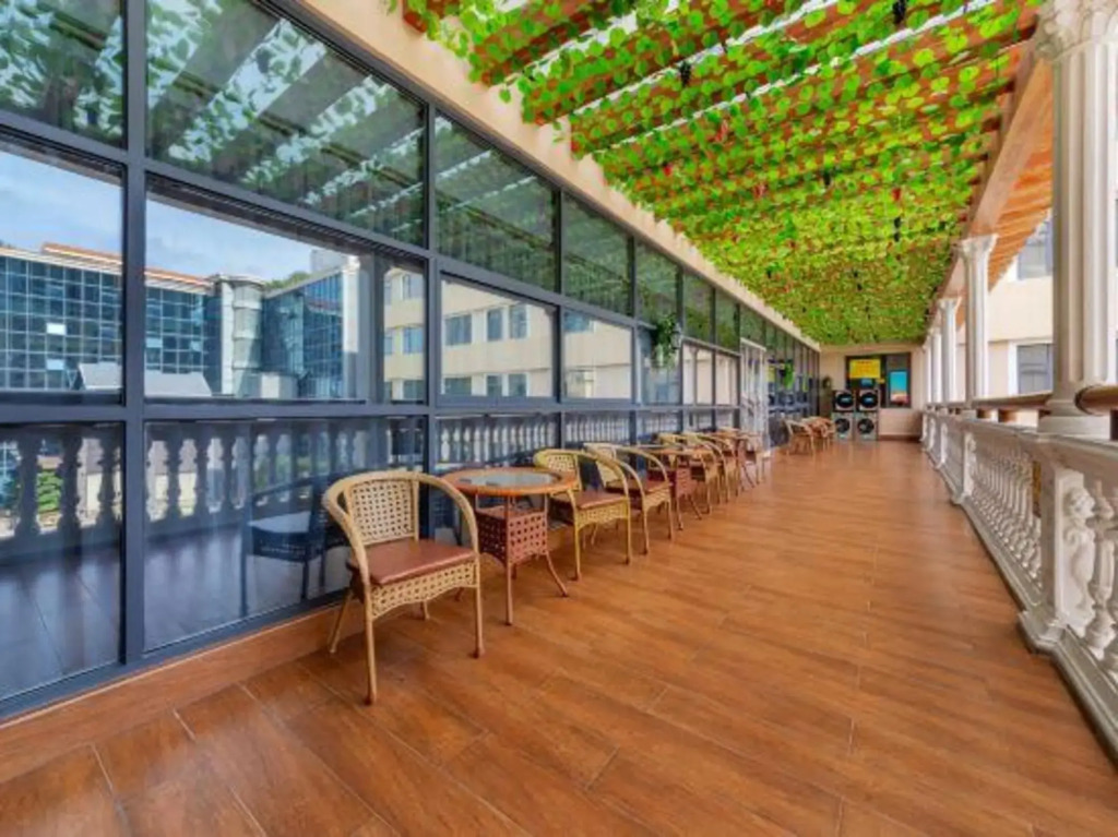 Junxing Business Hotel