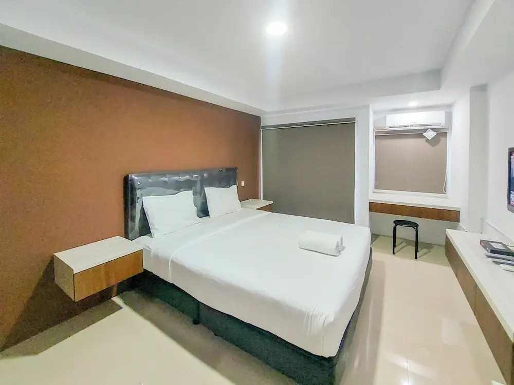 Good Deal And Homey Studio Apartment At Mansyur Residence