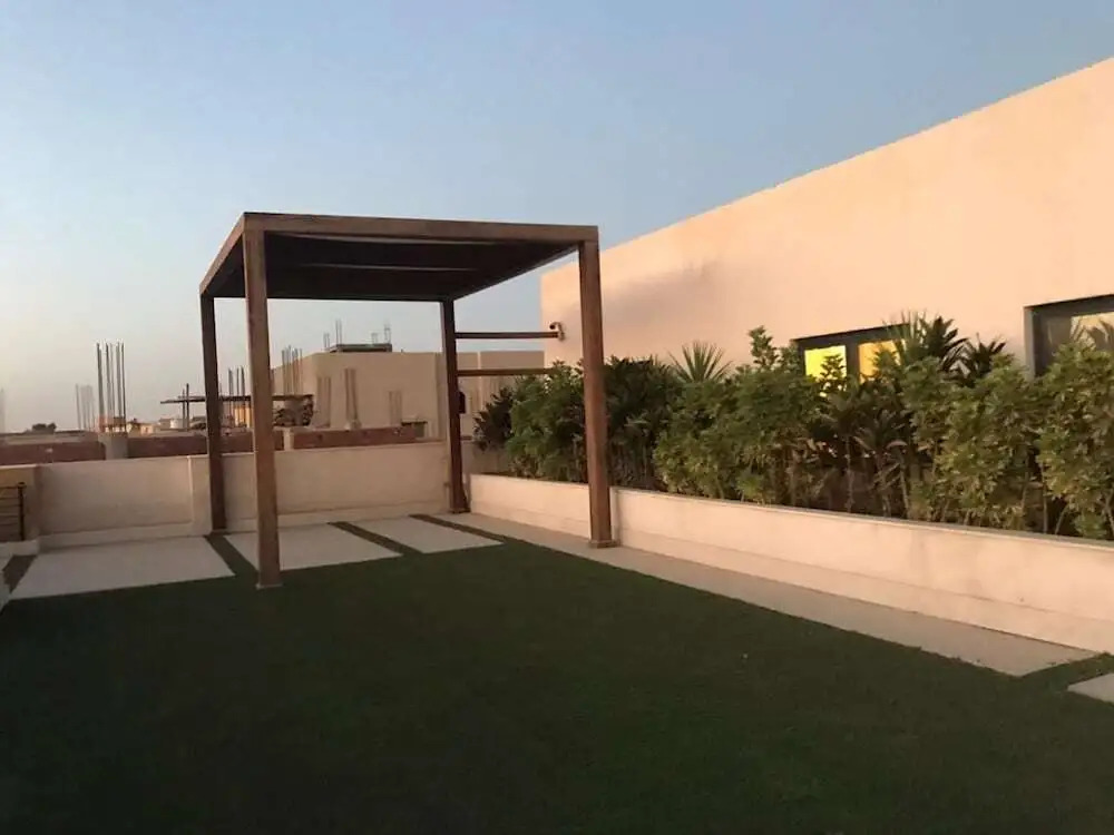 Travelholic New Cairo Residence