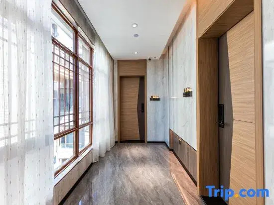 Liuzhou Dingwei Business Hotel (Yaobu Ancient Town)