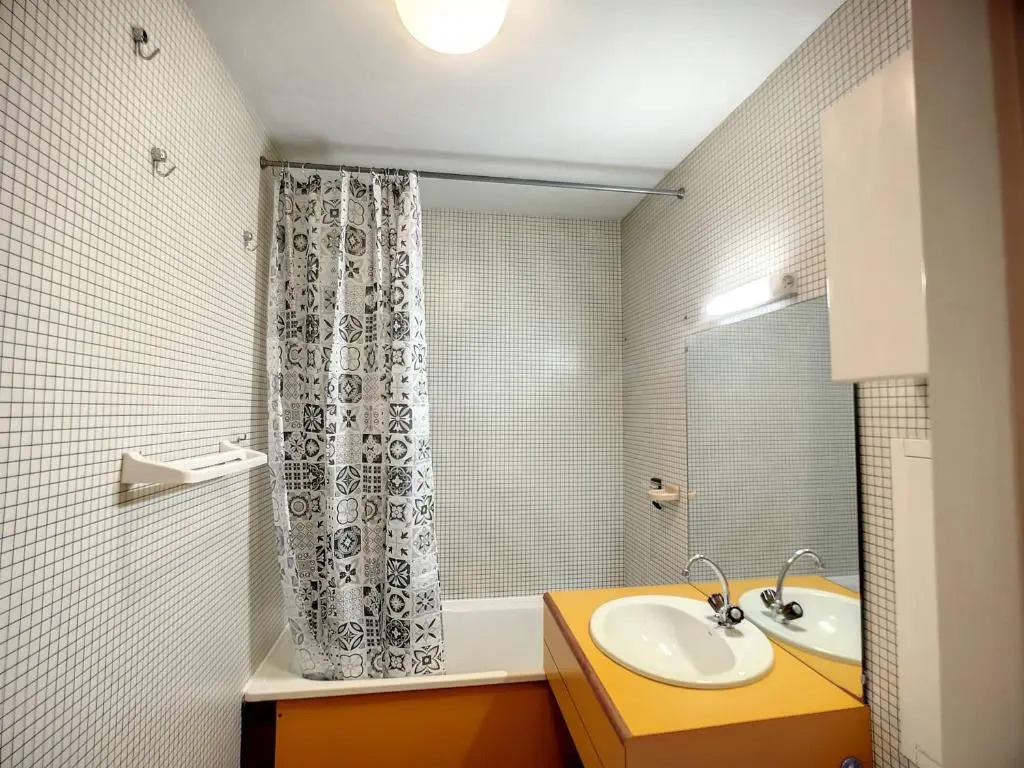 Appartement Les Menuires, 1 pièce, 3 personnes - FR-1-178-40