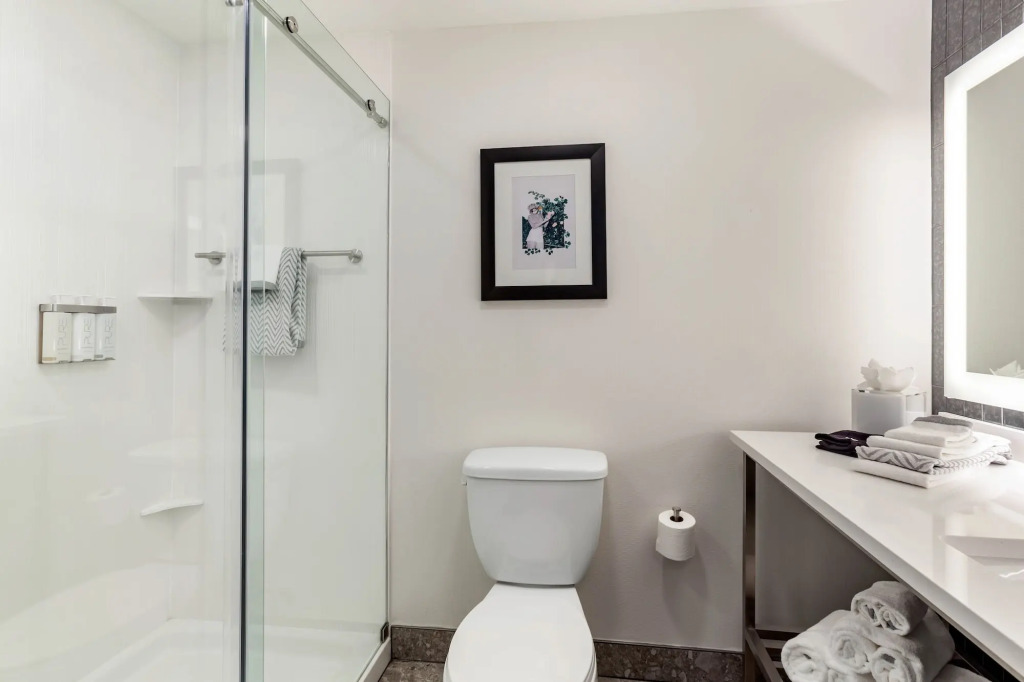 Cambria Downtown Phoenix Convention & Airport Hotel