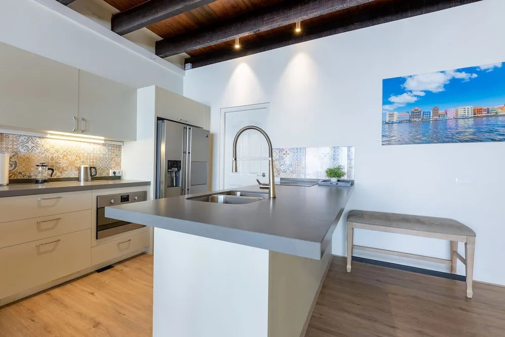 Punda City Centre Penthouse at Plaza JoJo