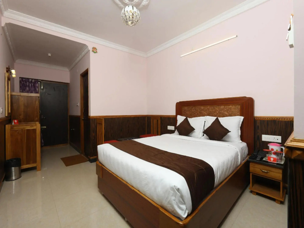 Capital O 8709 Hotel Rain Forest