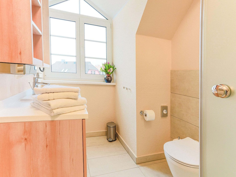 Wohnung in Gtshren Lebbin mit Garten