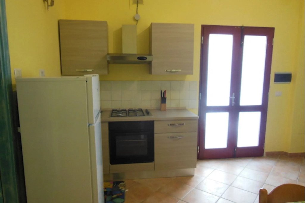 Ground floor apartment with private entrance just 5 minutes walk from the beach-Tirreno 2